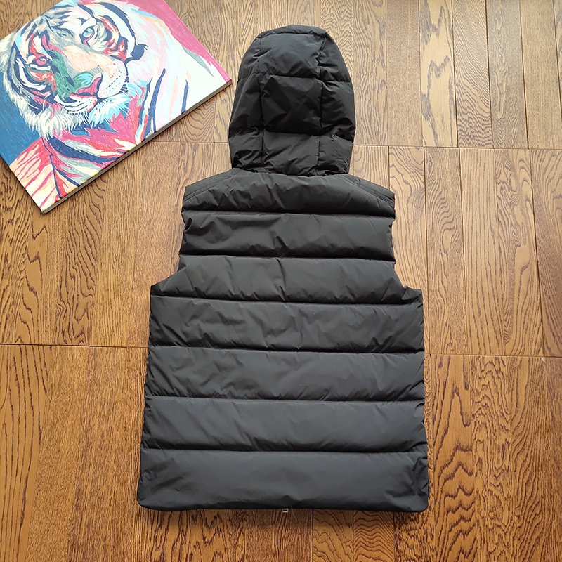 Жилетка Moncler Inscription On The Hood "Black" фото № 6