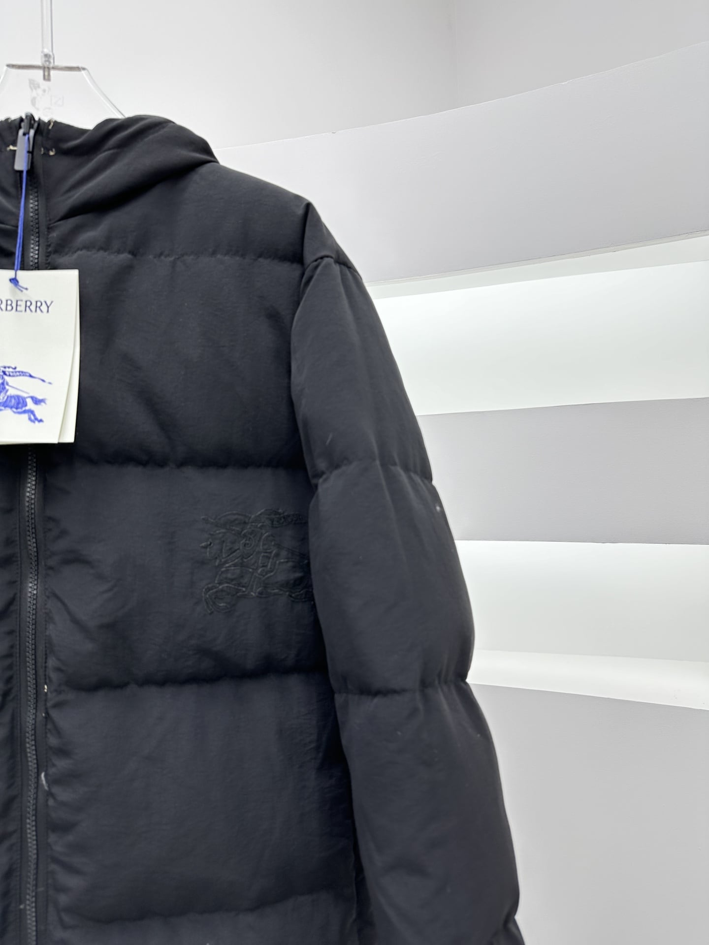 Двусторонний пуховик Burberry Dual Check "Black/Blue" фото № 5