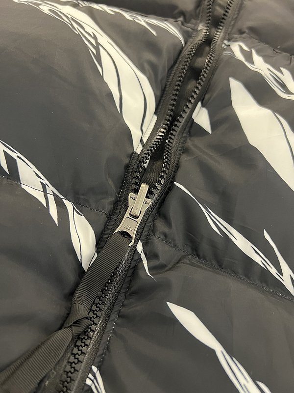 Пуховик The North Face 700 Zebra "Black" фото № 6