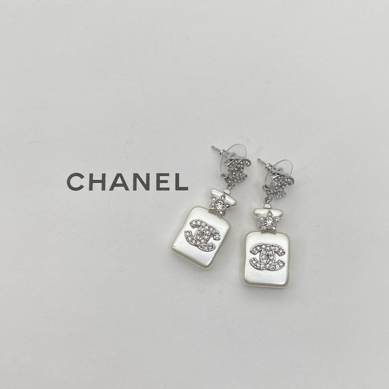 Серьги Chanel Logo Symbol Inside Rectangle "White" фото № 2