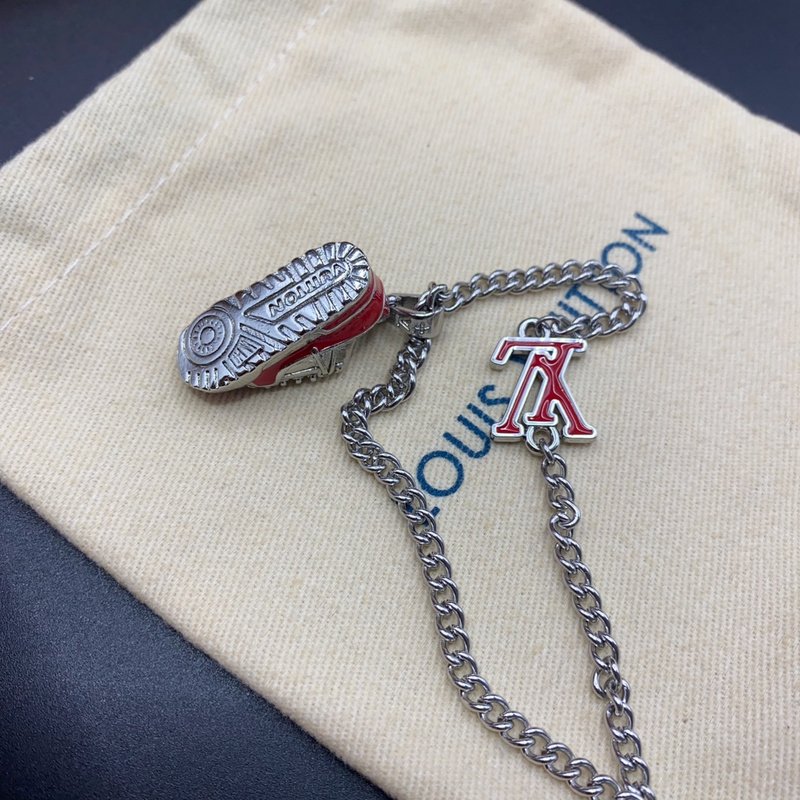 Подвеска Louis Vuitton Decoration With Logo - Boot "Silver" фото № 3