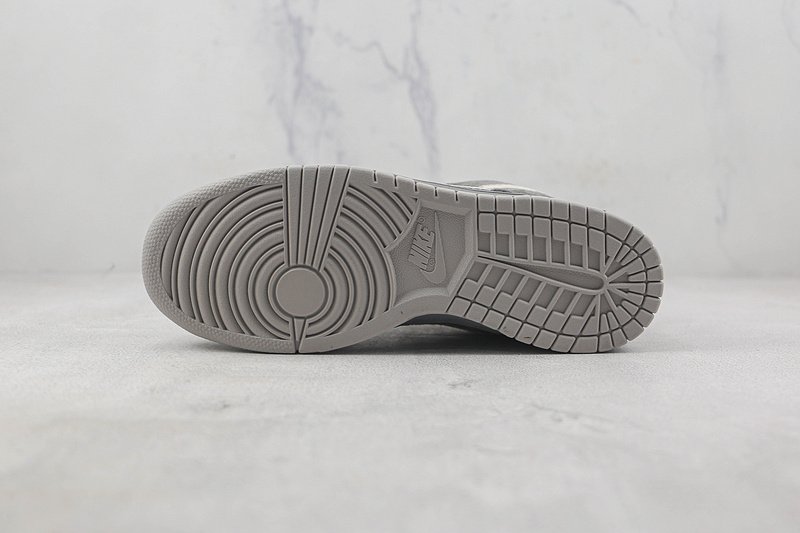 Otomo Katsuhiro x Nike SB Dunk Low "Neptune" фото № 8