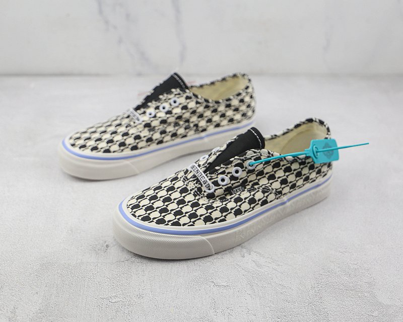 Brain Dead x Vans Authentic "Marshmallow/Black" фото № 5