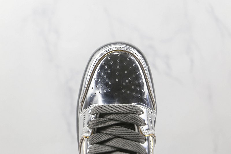 A Bathing Ape Bape Sta x Hajime Sorayama "Silver" фото № 3