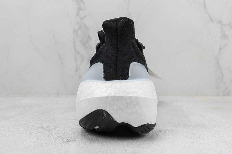 Adidas UltraBoost Light "Black/White" фото № 9