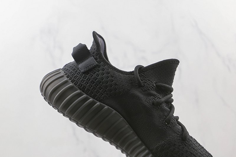 Adidas Yeezy Boost 350v2 "Onyx" фото № 3