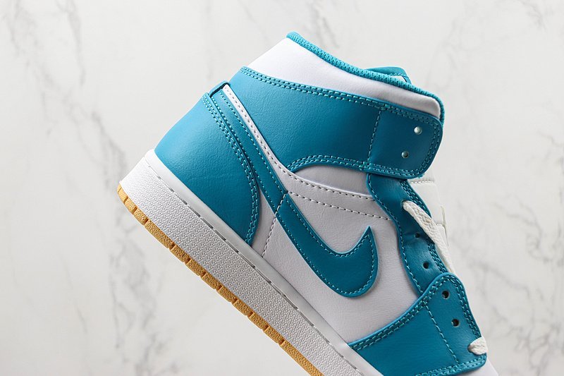 Air Jordan 1 Mid "Aquatone" фото № 4