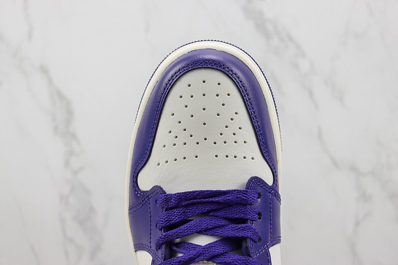 Air Jordan 1 Low "Sky J Purple" фото № 3