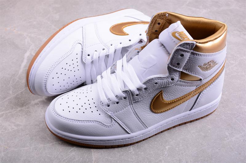 Air Jordan 1 High OG "Metallic Gold" фото № 8