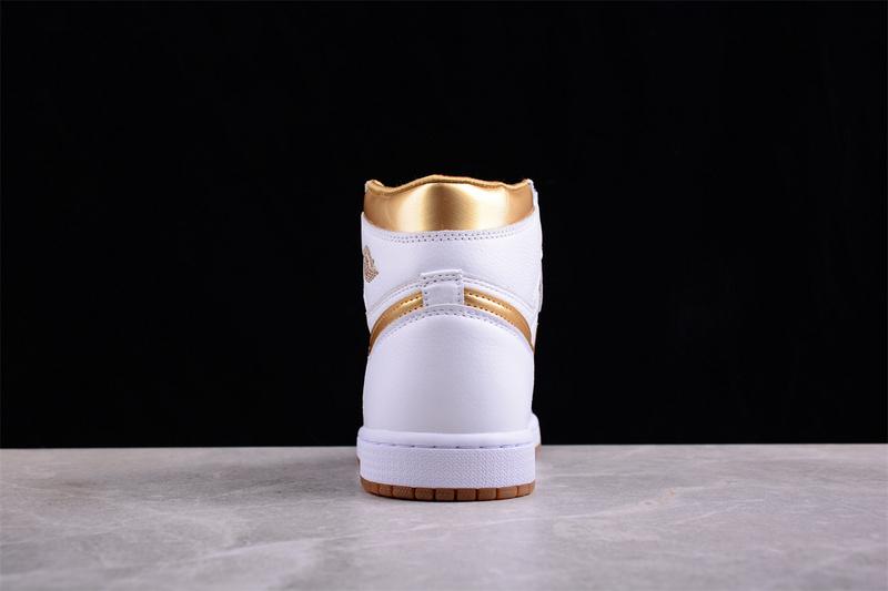 Air Jordan 1 High OG "Metallic Gold" фото № 9