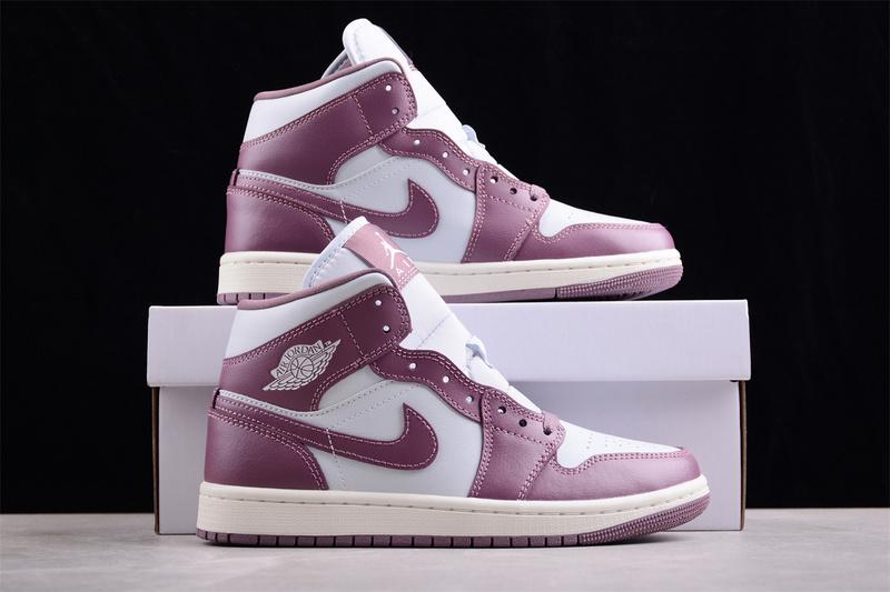 Air Jordan 1 Mid "Sky J Mauve" фото № 5