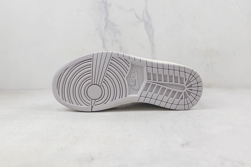 Air Jordan 1 Mid SE Craft "White/Grey" фото № 8