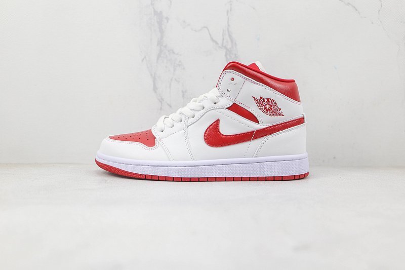 Air Jordan 1 Mid "Red Toe" фото № 2