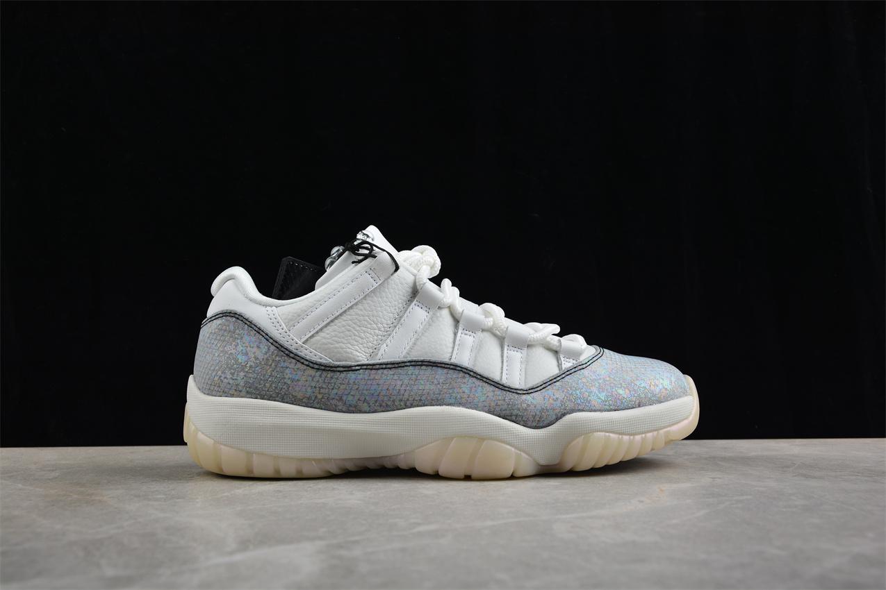Air Jordan 11 Low "CNY Year of the Snake" фото № 5