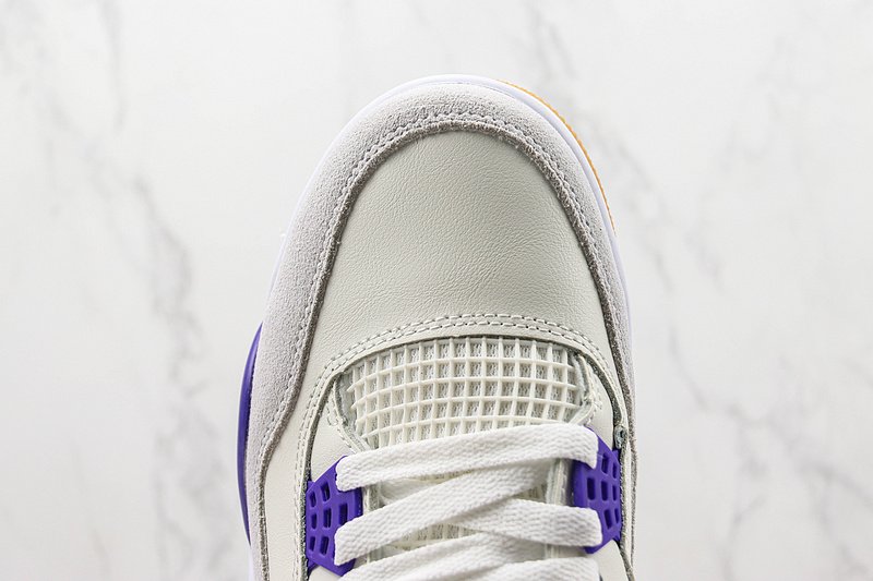 Air Jordan 4 "Saphire" фото № 3