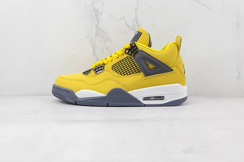 Air Jordan 4 Retro "Lightning" фото № 2