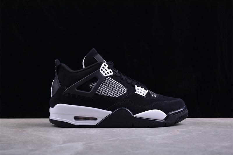 Air Jordan 4 Retro "White Thunder" фото № 5