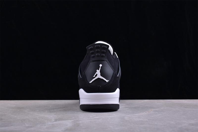 Air Jordan 4 Retro "White Thunder" фото № 9