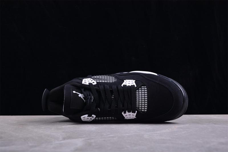 Air Jordan 4 Retro "White Thunder" фото № 8