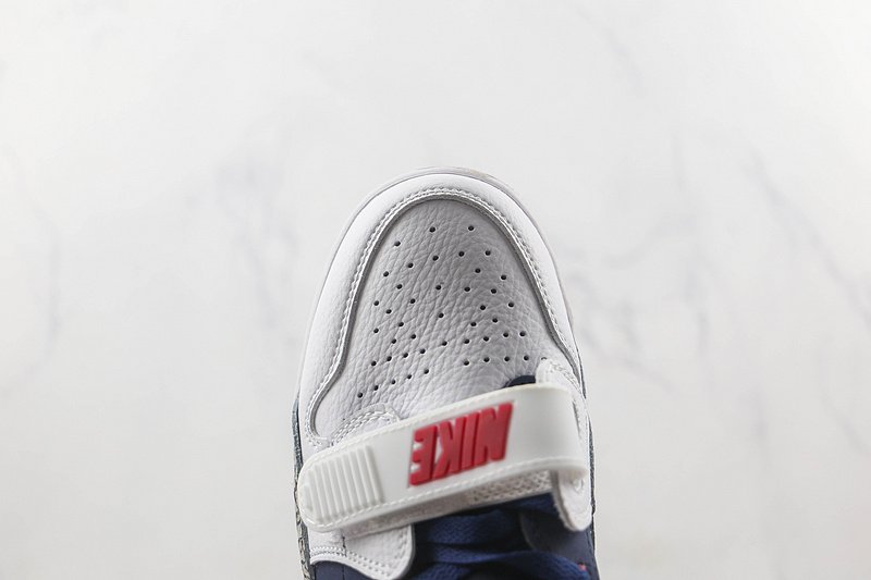 Air Jordan Legacy 312 High "White/ White-Midnight Navy-Varsity Red" фото № 3