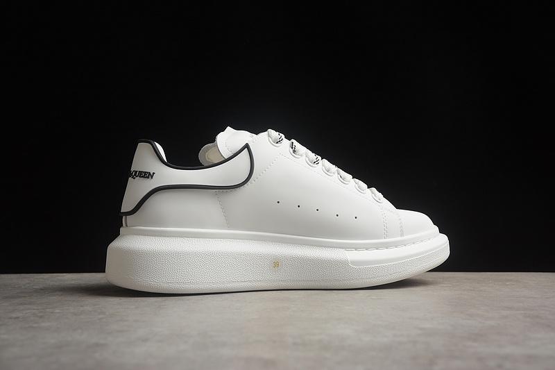 Alexander McQueen Oversized Sneaker "White" фото № 2
