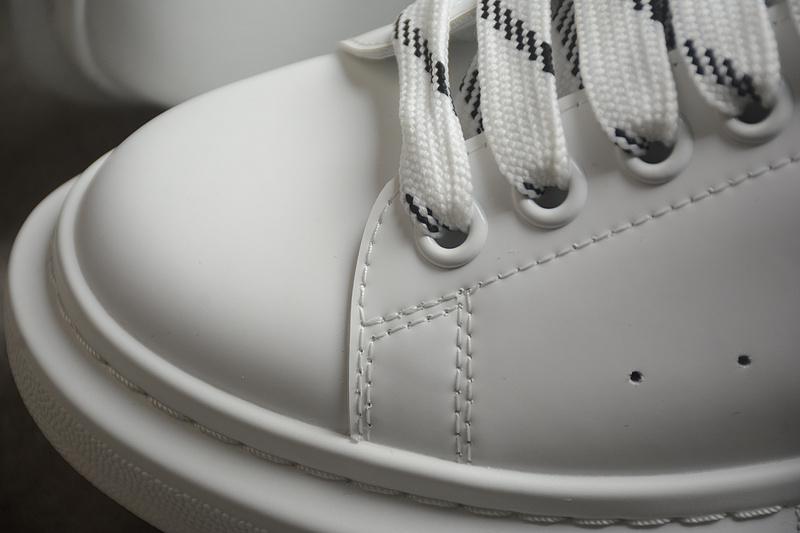 Alexander McQueen Oversized Sneaker "White" фото № 7