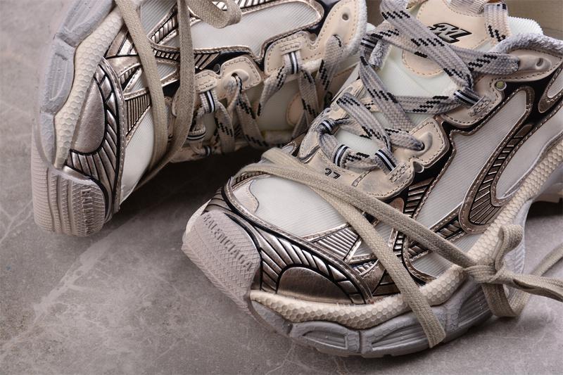 Balenciaga 3XL Sneaker "Worn-Out/Yellow Silver" фото № 3