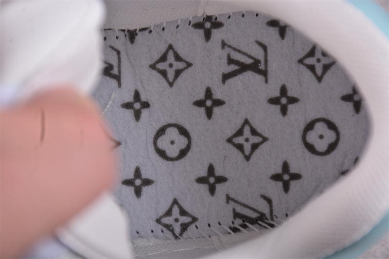 Louis Vuitton Stadium Sneaker “White/Blue" фото № 9