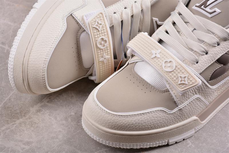 Louis Vuitton Trainer "Vanilla Bean" фото № 5