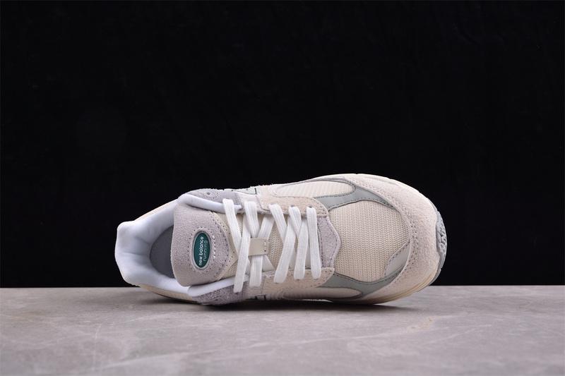 New Balance 2002R "Linen" фото № 3