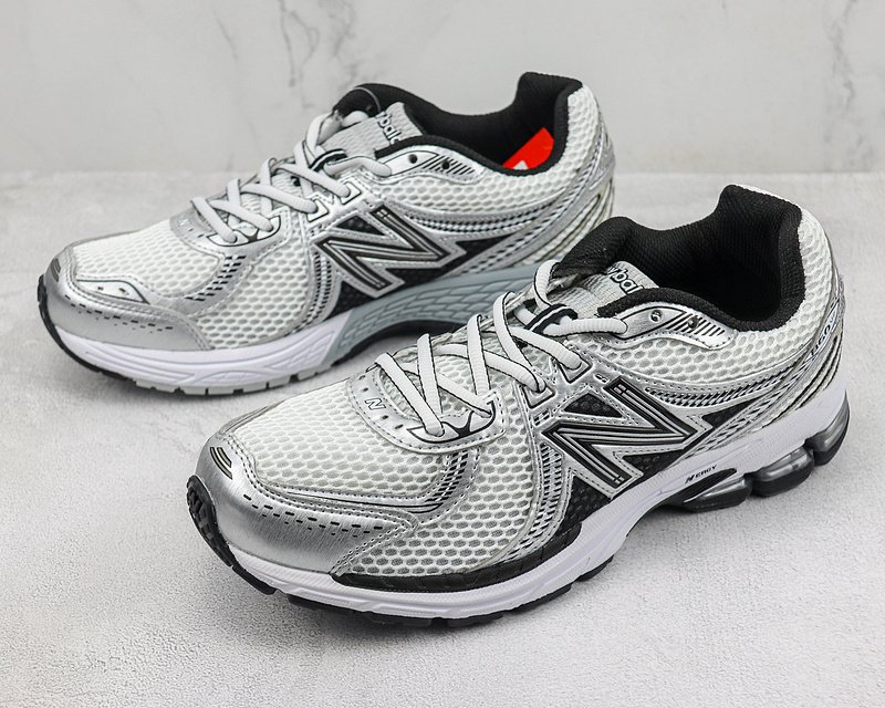 New Balance 860v2 "Silver/Black" фото № 5