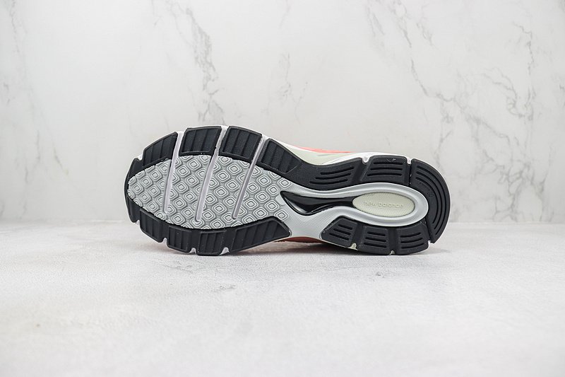 New Balance 990v4 "Sunrise Rose" фото № 8