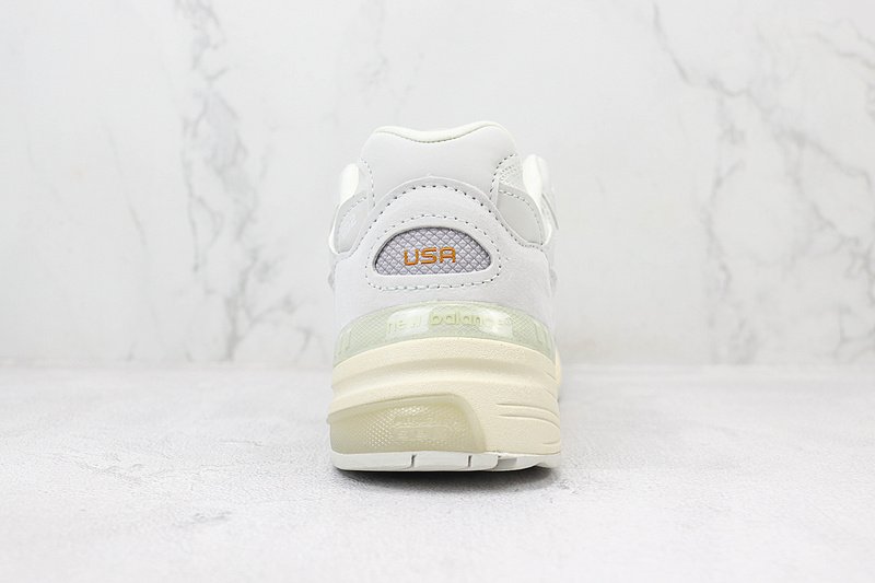 New Balance 992 "White/Silver/Cream" фото № 9