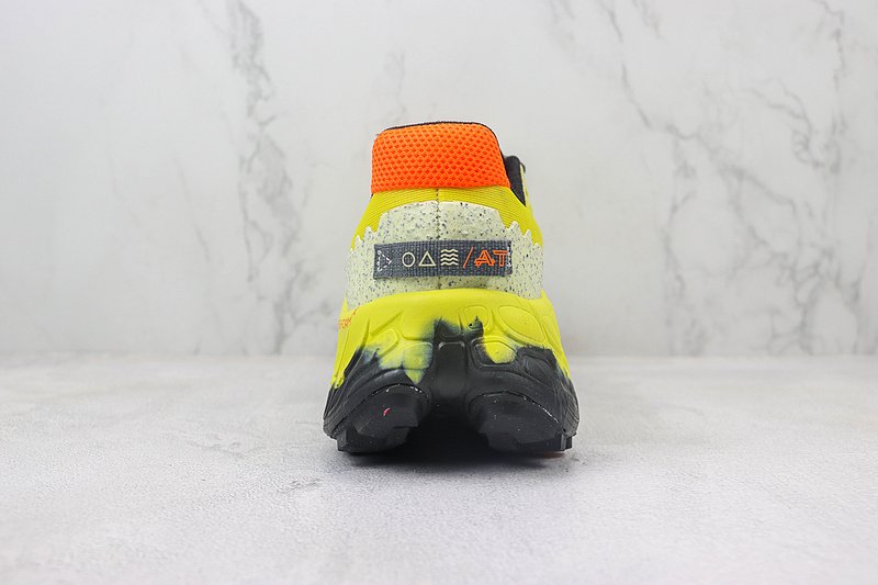 New Balance Fresh Foam X More Trail V3 "Yellow/Black" фото № 9