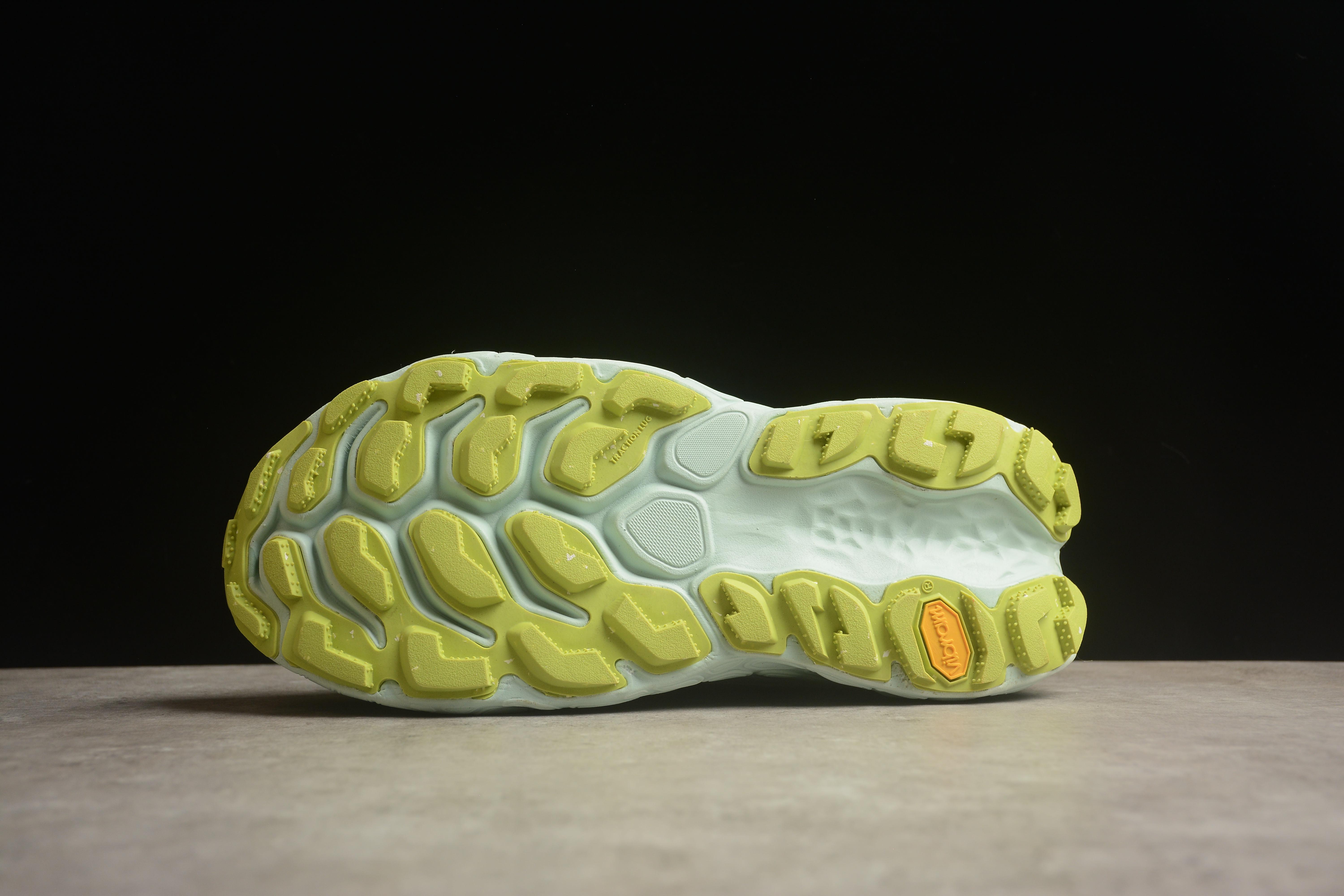 New Balance Fresh Foam x More Trail v3 "Black Tea Tree" фото № 4