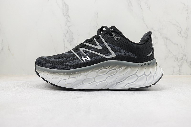 New Balance Fresh Foam X More V4 "Black/White" фото № 2