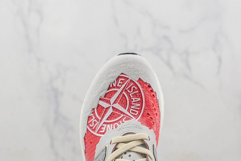 Stone Island x Tokio Design Studio x New Balance FuelCell RC Elite V2 "Energy Red" фото № 4