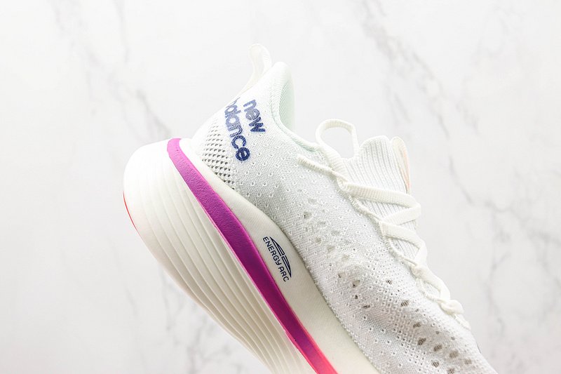 New Balance FuelCell RC Elite V3 "White" фото № 3