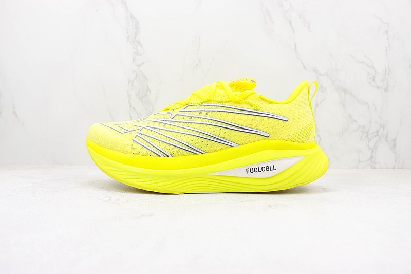 New Balance FuelCell RC Elite V3 "Strike Yellow" фото № 2