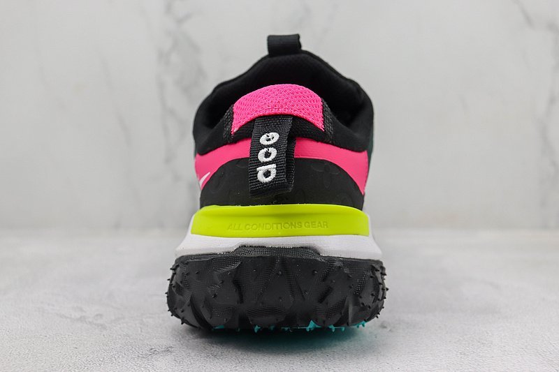 Louis Vuitton x Nike ACG Mountain Fly 2 Low "Black/Pink/Yellow" фото № 9