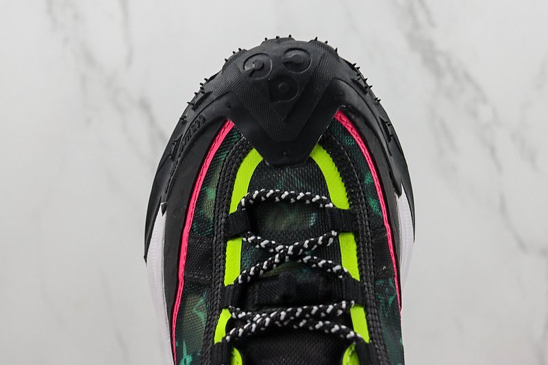 Louis Vuitton x Nike ACG Mountain Fly 2 Low "Black/Pink/Yellow" фото № 4