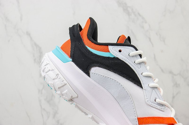 Nike ACG Mountain Fly 2 Low "White/Black/Orange" фото № 3