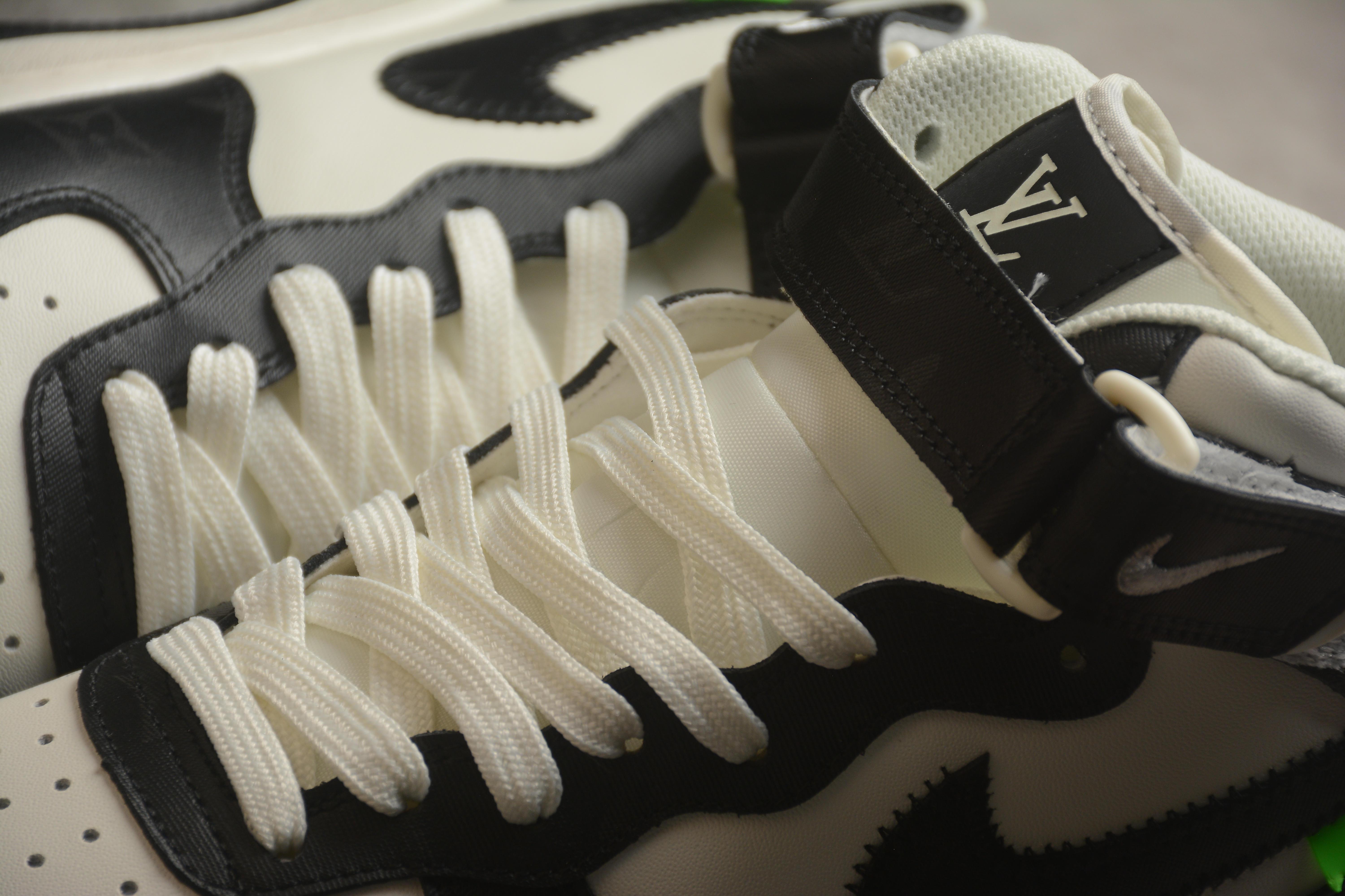 Nike Air Force 1 Mid "Black/White" фото № 8