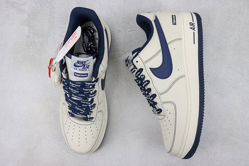 Supreme x Nike Air Force 1 Low "Off White/Dark Blue" фото № 7
