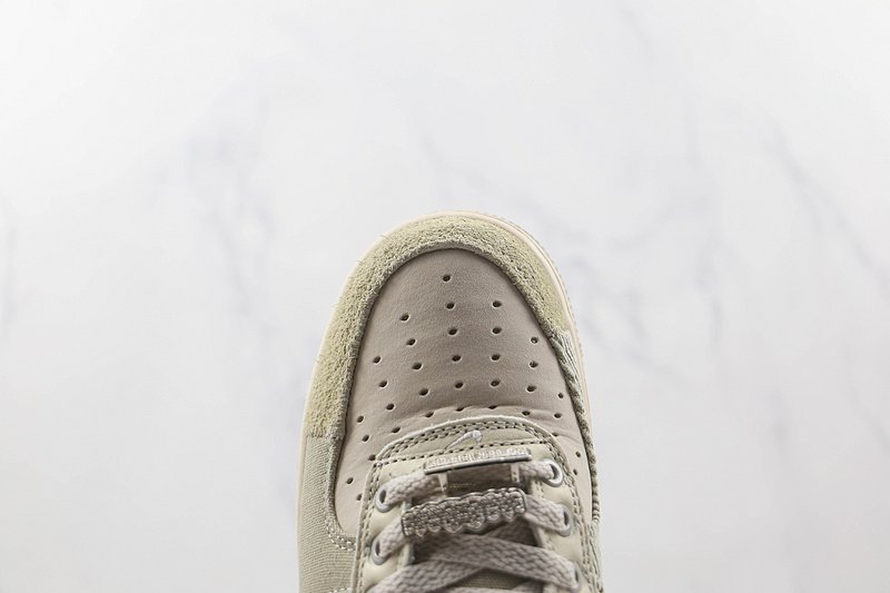 Travis Scott x Nike Air Force 1 Low "Grey/White" фото № 4