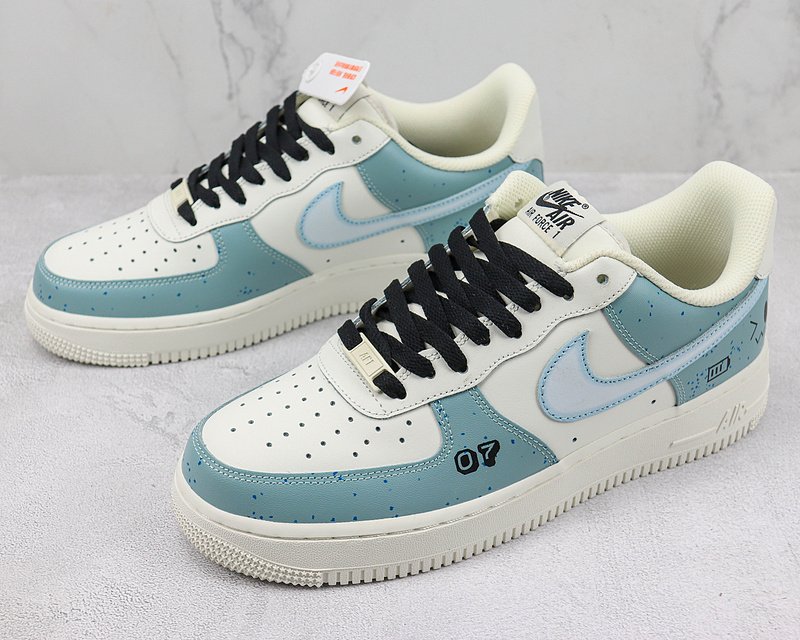 Nike Air Force 1 Low "Blue/Black/Cream White" фото № 5