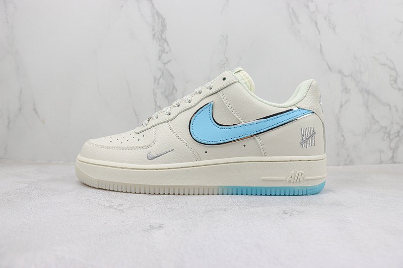 Undefeated x Nike Air Force 1 Low "White/Shy Blue/Sliver" фото № 2