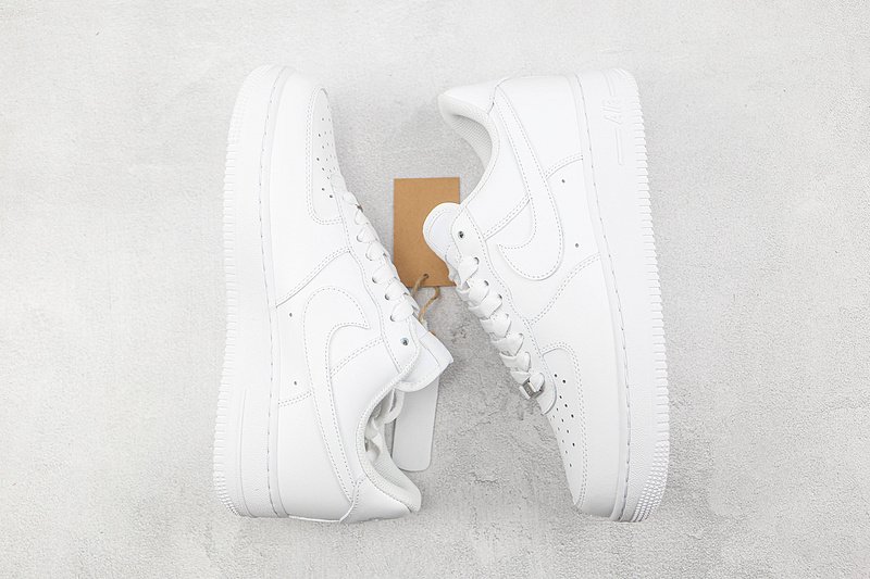 Nike Air Force 1 Low "Triple White" фото № 7