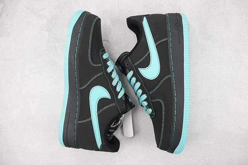 Tiffany Co. x Nike Air Force 1 Low "Tiffany Blue" фото № 6