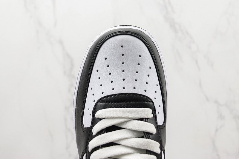 Terror Squad x Nike Air Force 1 Low "Black and White" фото № 4